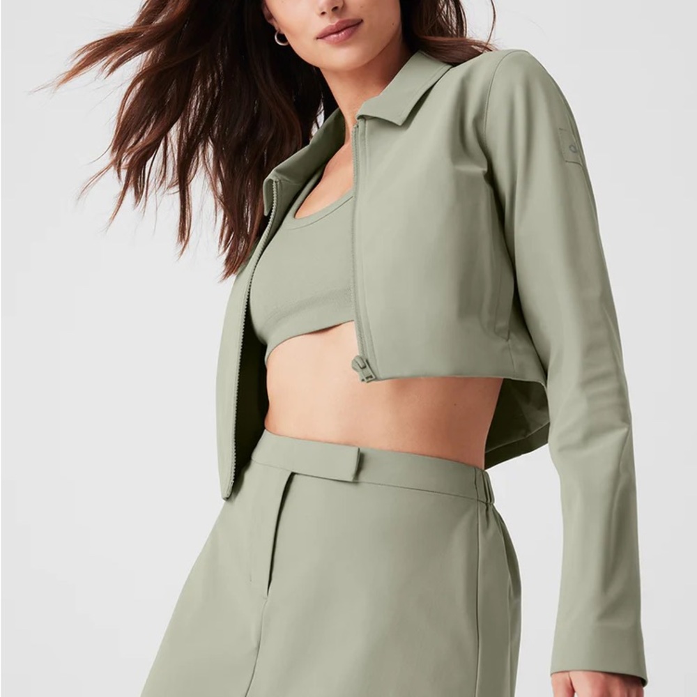 BLACK ALO YOGA cropped high speed zip up jacket